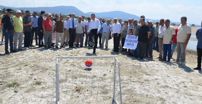 CHP’li Bektaş’tan ses getirecek eylem
