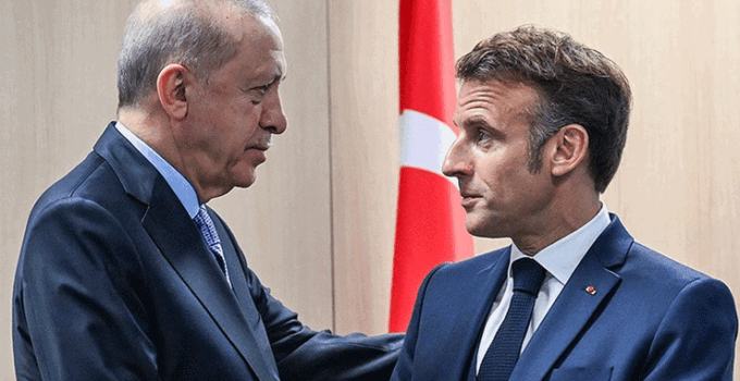 Cumhurbaşkanı Erdoğan, Fransa Cumhurbaşkanı Macron ile Fransa tarafının talebiyle telefonda görüştü