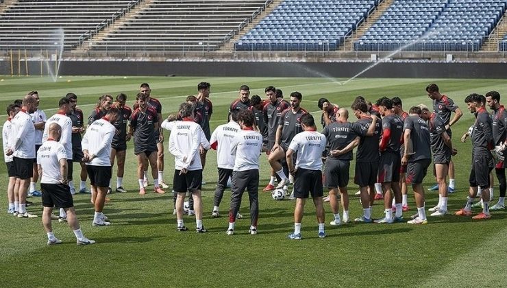 Futbolda milli heyecan başlıyor