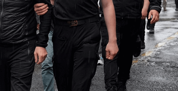 İBB’ye yönelik yolsuzluk soruşturmasında gözaltına alınan şüphelilerin emniyette ifade işlemleri başladı