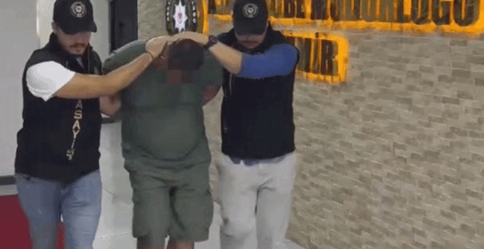İzmir’de yaşlı çift evlerinde ölü bulundu: Katil, kadının oğlu çıktı
