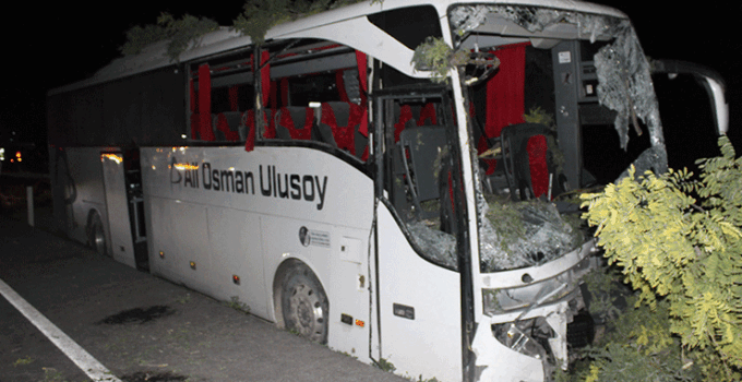 Kayseri’de yolcu otobüsü kaza yaptı: Ölü ve yaralılar var