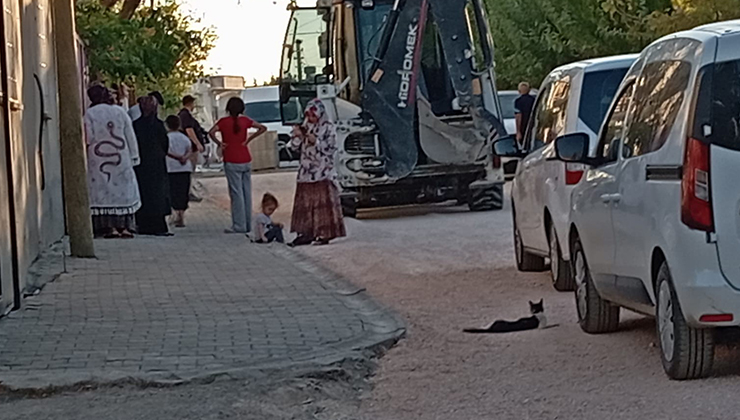 Kepçenin çarptığı 5 yaşındaki çocuk hayatını kaybetti