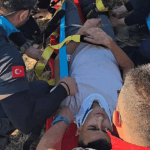 Kontrolden çıkan otomobil devrildi: 3 yaralı