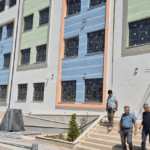 Konya İl Milli Eğitim Müdürü Murat Yiğit, 3 okulun inşaat alanlarında incelemelerde bulundu