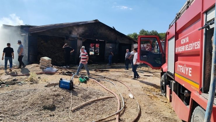 Konya’da çıkan yangında 6 büyükbaş hayvan telef oldu, 10 ton saman yandı
