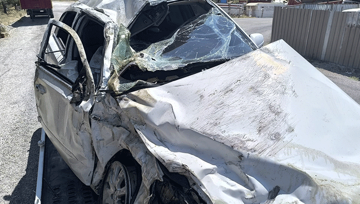 Konya’da otomobiller çarpıştı: 2 yaralı