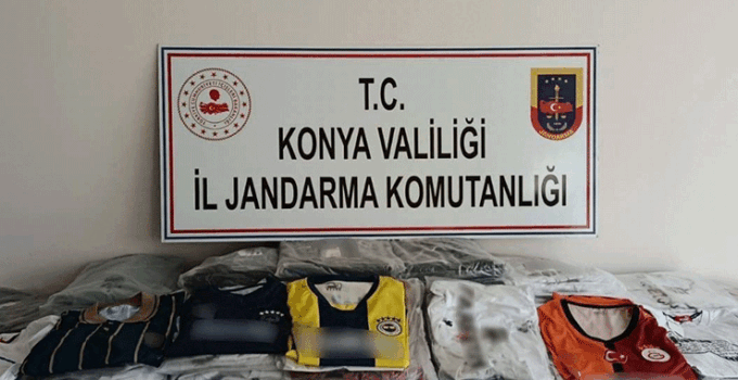 Konya’da sahte tişört satıcılarına operasyon