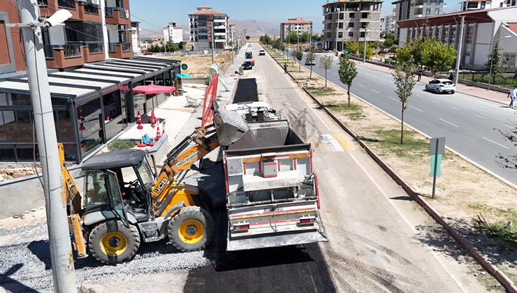 Konya’da soğuk asfalt çalışması mesaisi