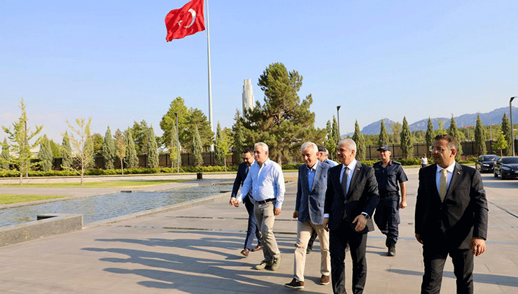 Konyalı Valisi Akın’dan Eti Alüminyum’a ziyaret