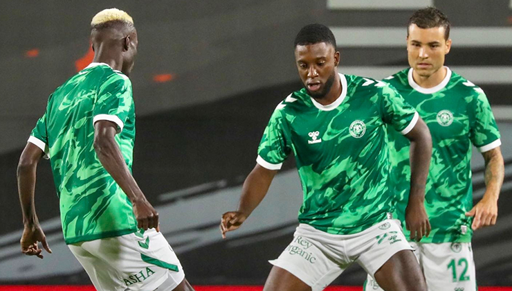 Konyaspor’a Bazoer’den iyi haber