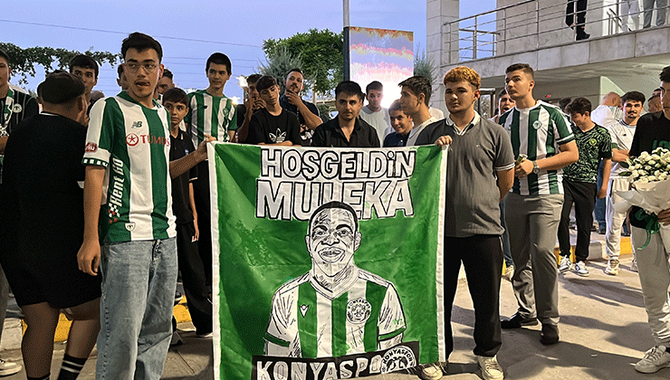 Konyaspor’un yeni transferi Jackson Muleka, Konya’ya geldi