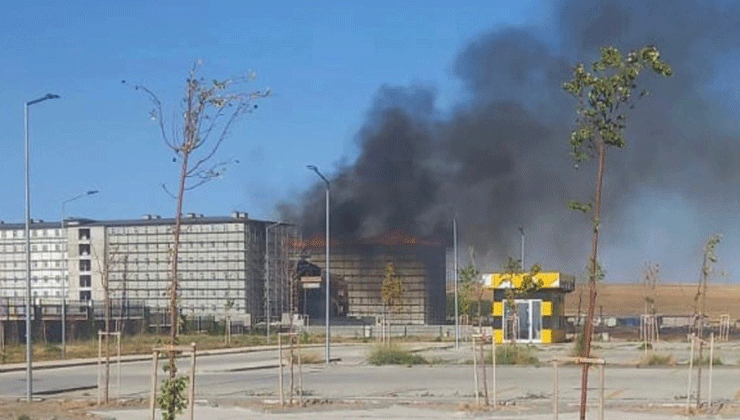 Kulu’da inşaat halindeki yurt binasında yangın paniği