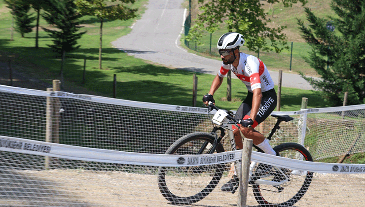 Milli bisikletçi Burak Başer’in pedalına 2026 Dünya Şampiyonası ayarı