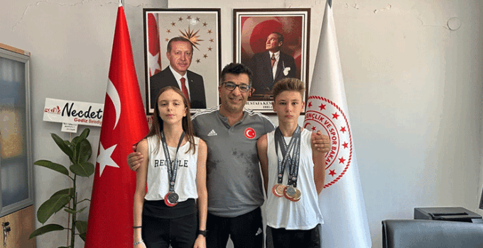 ‘Naili Moran Atletizm Yaş Grubu Türkiye Şampiyonası’ Konya’da gerçekleştirildi