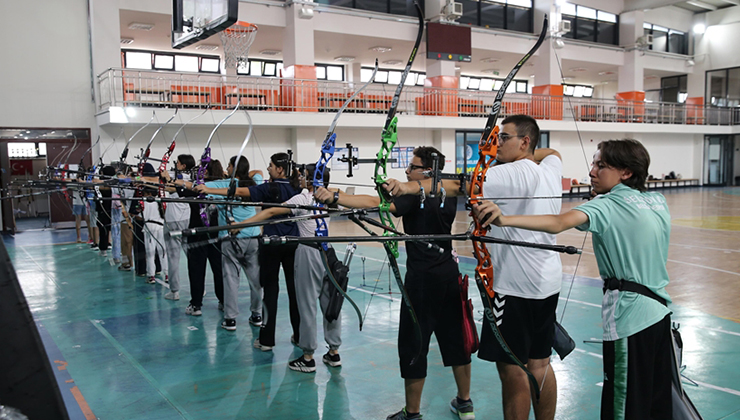 Okçulukta geleceğin sporcuları Konya’da yetişiyor