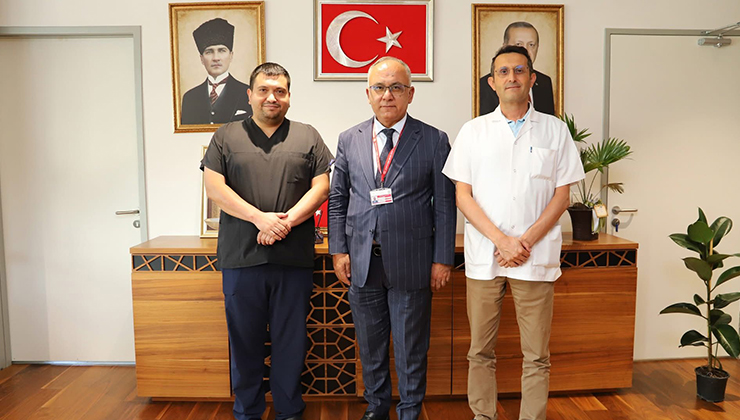 Ortopedi ve Travmatoloji Kliniğinde bayrak değişimi