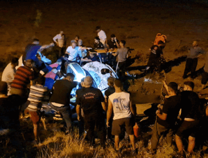 Osmaniye’de otomobil şarampole devrildi: 1 ölü, 1 yaralı