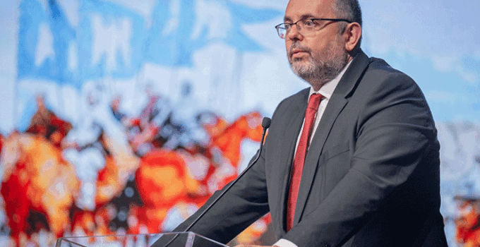 Prof. Dr. Erhan Afyoncu, Türkiye’deki doğum ve nüfus oranlarını değerlendirdi