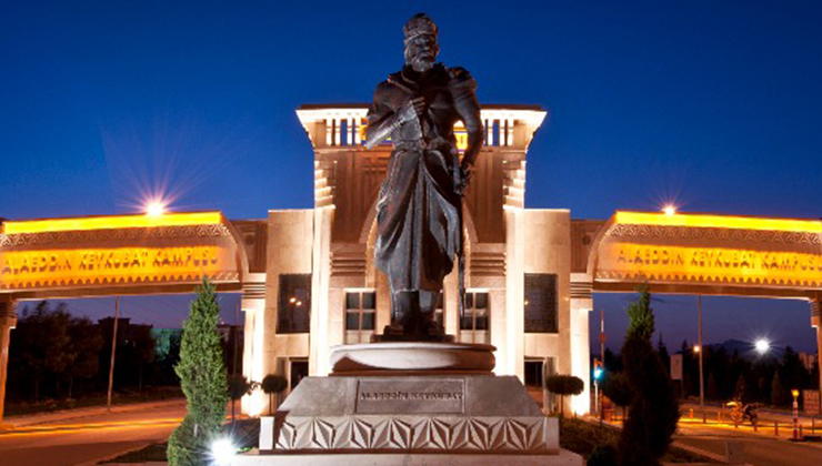 Selçuk Üniversitesi’ni yeni kazanan öğrenciler dikkat