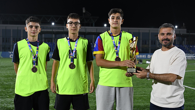 Selçuklu’da şampiyon Demirspor ve Tayfa