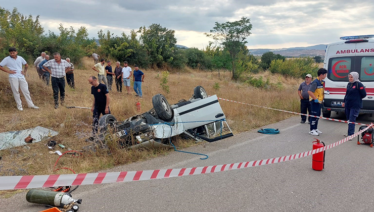 Takla atan otomobildeki sürücü hayatını kaybetti