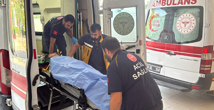 Tarım işçilerini taşıyan minibüs uçuruma yuvarlandı: 3 ölü, 4’ü ağır 18 yaralı