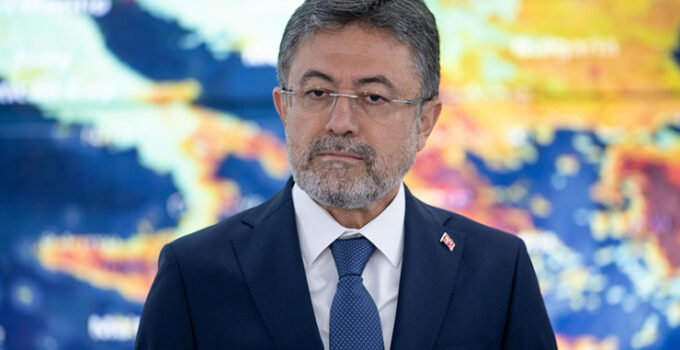 Tarım ve Orman Bakanı Yumaklı, “yapay et” iddialarına yanıt verdi