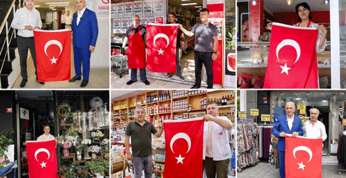Ümraniye’de 40 bin Türk bayrağı dağıtılıyor