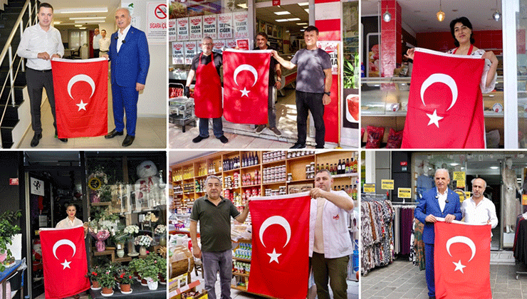 Ümraniye’de 40 bin Türk bayrağı dağıtılıyor