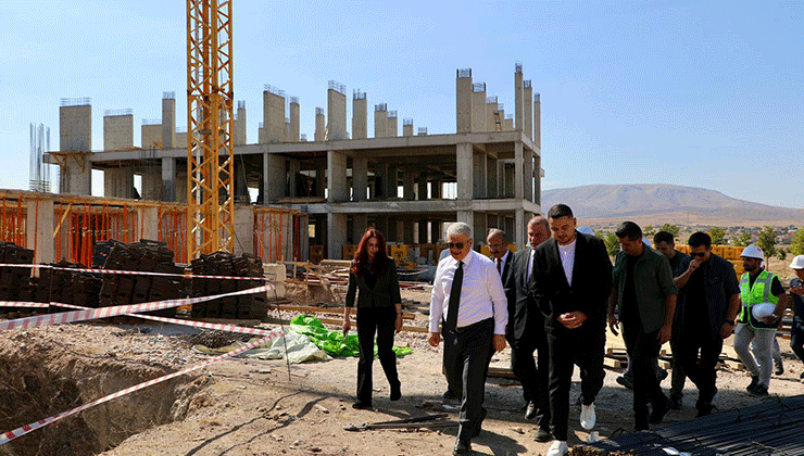 Vali İbrahim Akın, Meram Gödene Huzurevi İnşaatında İncelemelerde Bulundu