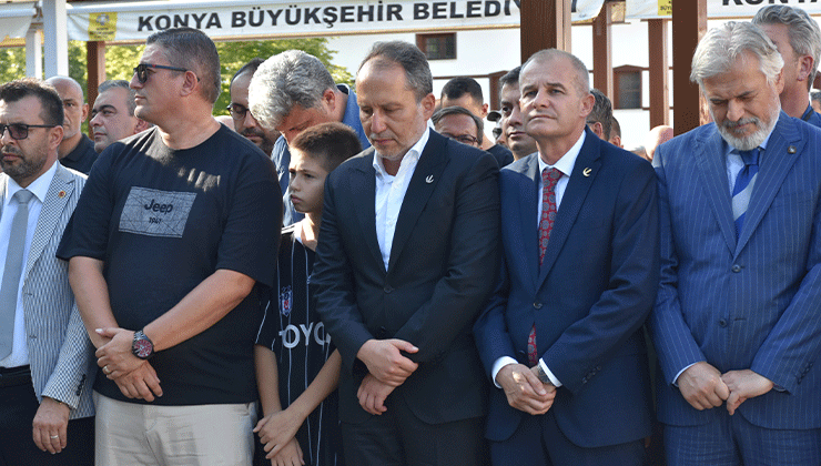 Yeniden Refah Partisi Genel Başkanı Erbakan, Konya’da cenazeye katıldı