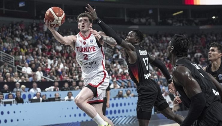 12 Dev Adam, 2025 Avrupa Basketbol Şampiyonası’nda ikinci olarak gümüş madalya elde etti