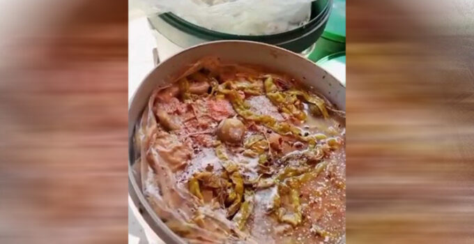 800 kilo bozuk turşu imha edildi