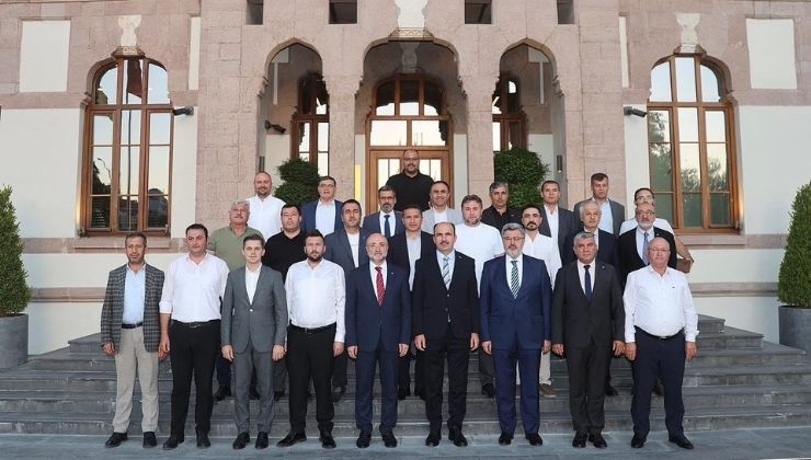 AK Parti Afyonkarahisar İl Başkanlığı’ndan “Konya Modeli Belediyecilik” Çalıştayı’na Katılım