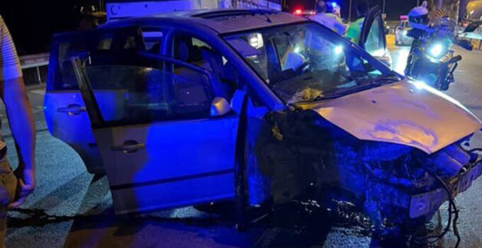 Amasya’da otomobil bariyere çarptı: 1 ölü, 3 yaralı
