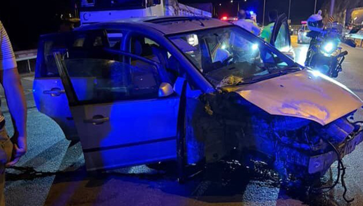 Amasya’da otomobil bariyere çarptı: 1 ölü, 3 yaralı