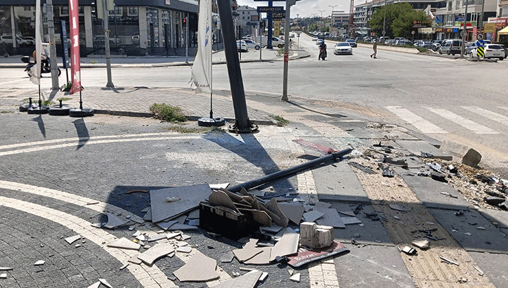 Ankara’da taksi ile otomobil çarpıştı: 1 ölü, 1 ağır yaralı