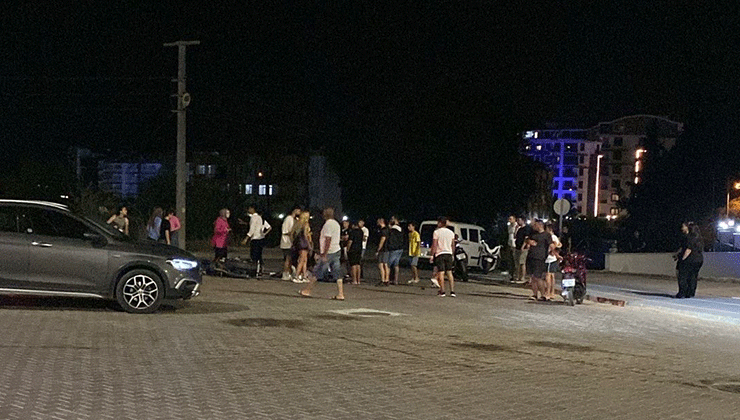 Antalya’da motosikletle otomobil çarpıştı: 1 yaralı