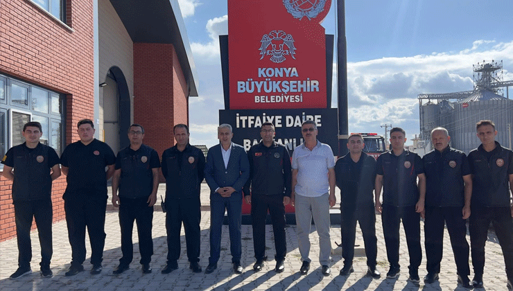 Başkan Karaca, kahraman itfaiyecilerle