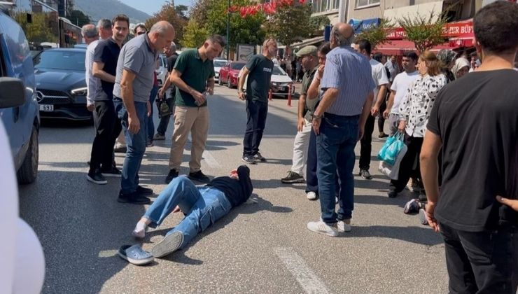 Bursa’da yolun karşısına geçen 2 kadına motosiklet çarptı