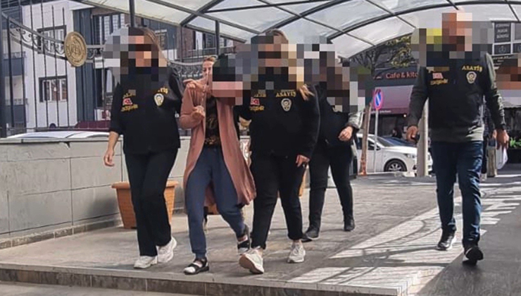 Çaldıkları 2 milyon lira değerindeki ziynet eşyasını kirli bebek bezinin içine sakladılar