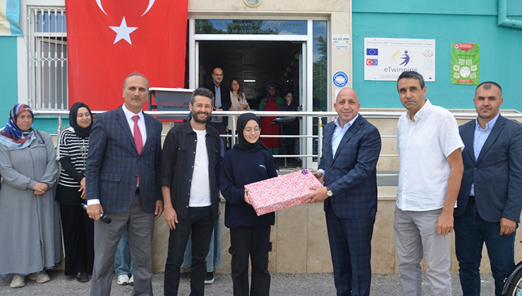 Celalettin Hakan Katırcı İmam Hatip Ortaokulunda LGS ödül töreni düzenlendi