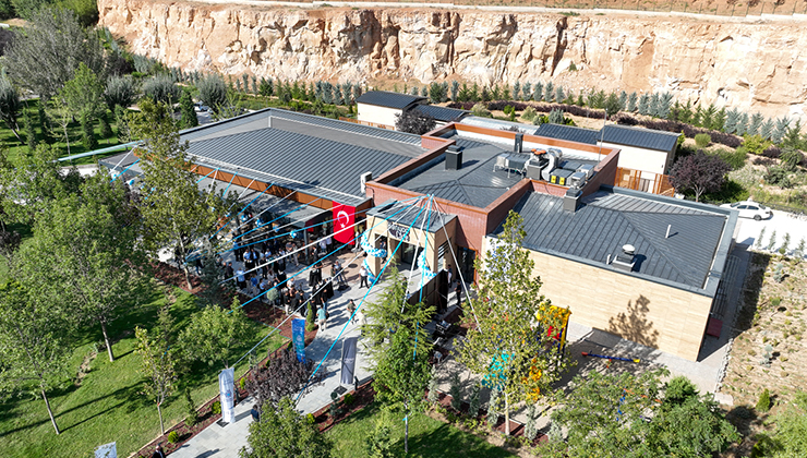 Doğayla iç içe eşsiz manzaralı kafe Konyalıları bekliyor