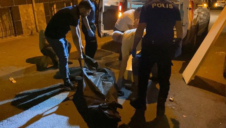 Esenler’de 4 katlı binanın bahçe katının balkonunda erkek cesedi bulundu