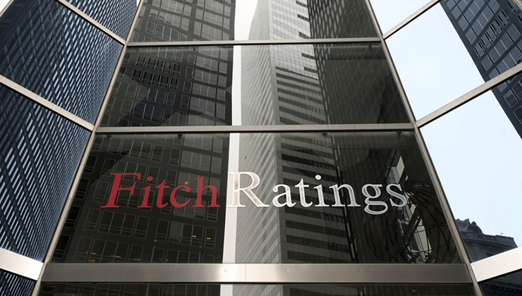 Fitch, Fransa’nın kredi notunu düşürdü