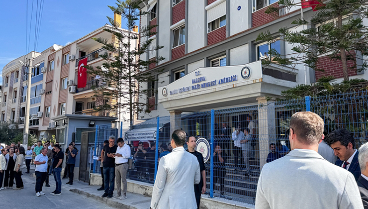 İzmir’de 2 polisin şehit olduğu silahlı saldırı soruşturmasında gözaltı sayısı 27’ye yükseldi