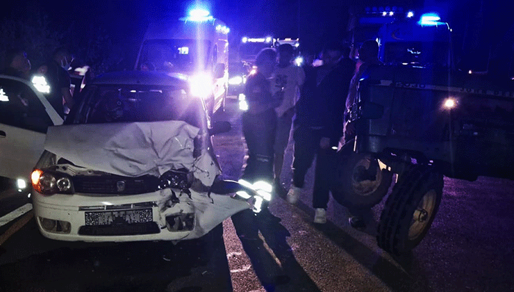 Karabük’te otomobil traktörle çarpıştı: 4 yaralı