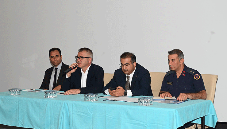 Kaymakam Kıyıcı ve Başkan Ustaoğlu, muhtarlarla buluştu