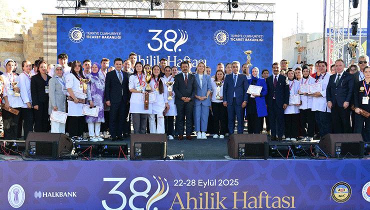 Konya Ahilik Haftası’nda yöresel yemek kültürünü yaşattı